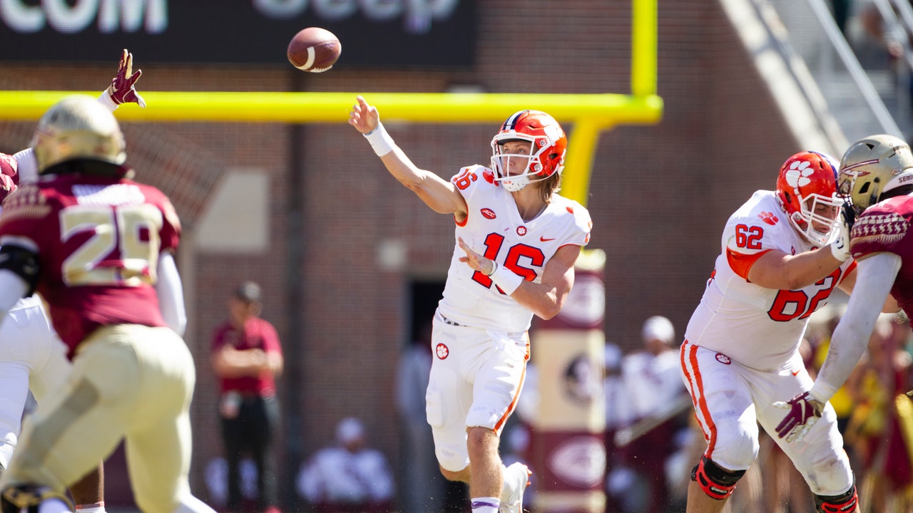 Clemson freshman QB Lawrence pivotal cog in title run